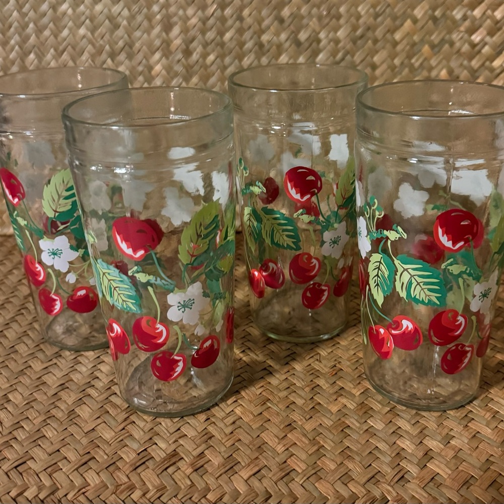 Vintage Anchor Hocking Drinkware red cherry and white blossom swanky swig style - Picture 2 of 2